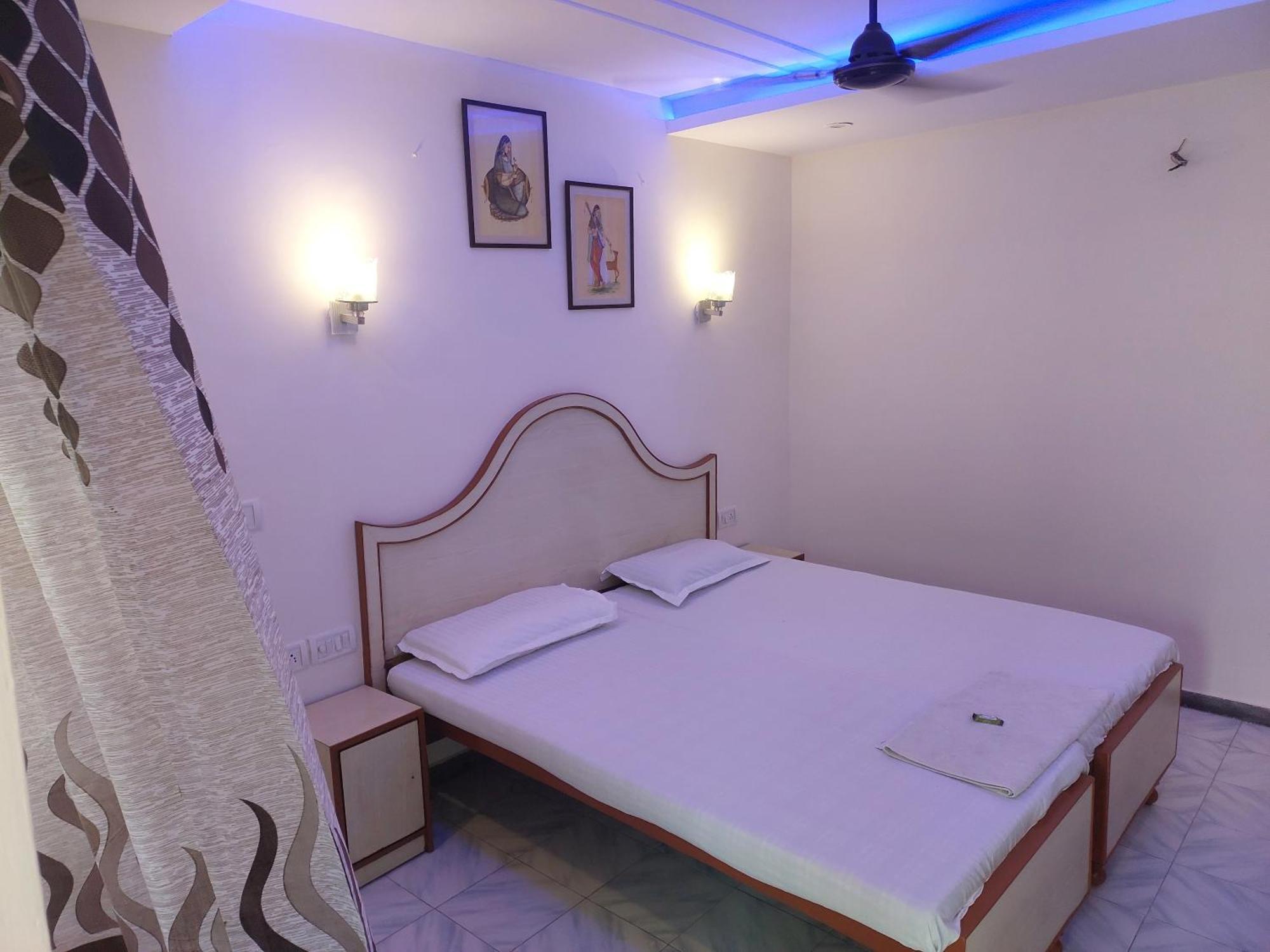 Tourist Hotel